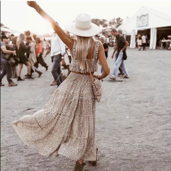 NWT Leopard Print Top & Skirt Set - Picture 4 of 7